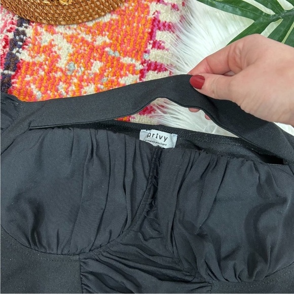 PRIVY crop stop long sleeve rushing top - Picture 5 of 6